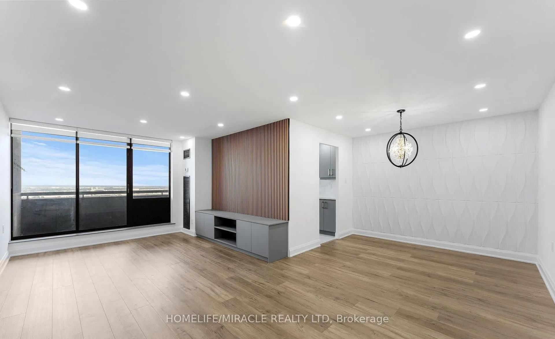 18 Knightsbridge Road, #2605