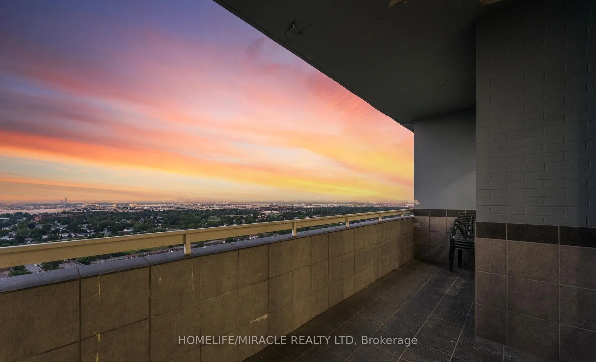 18 Knightsbridge Road, #2605