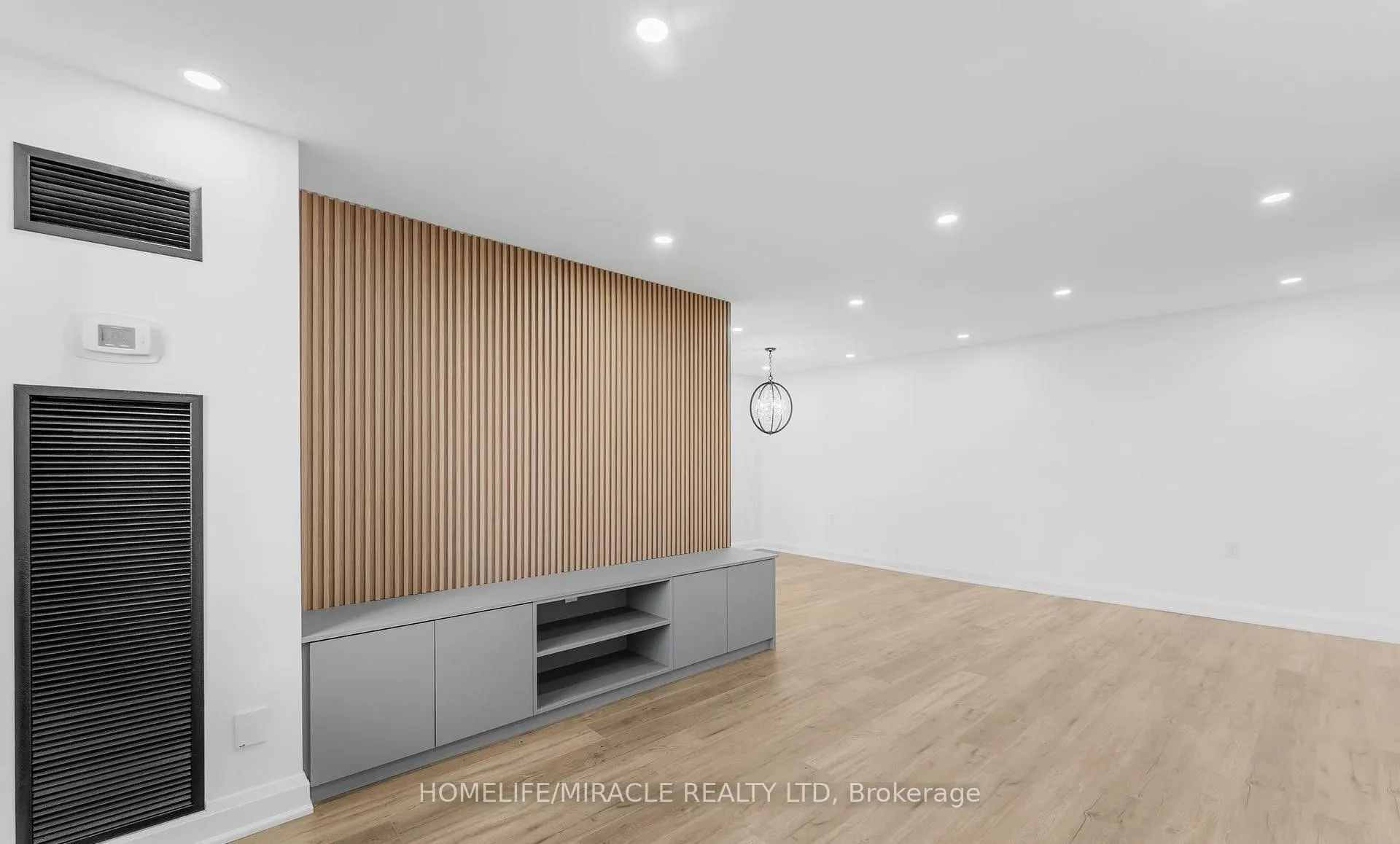 18 Knightsbridge Road, #2605
