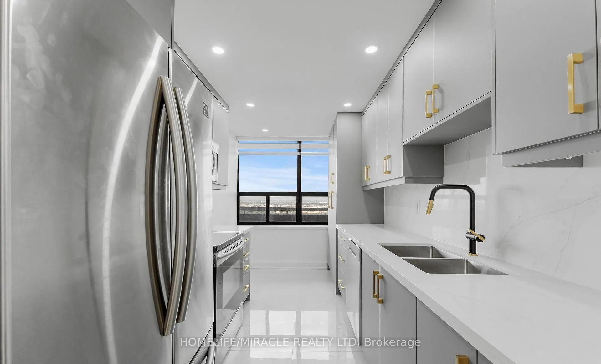 18 Knightsbridge Road, #2605