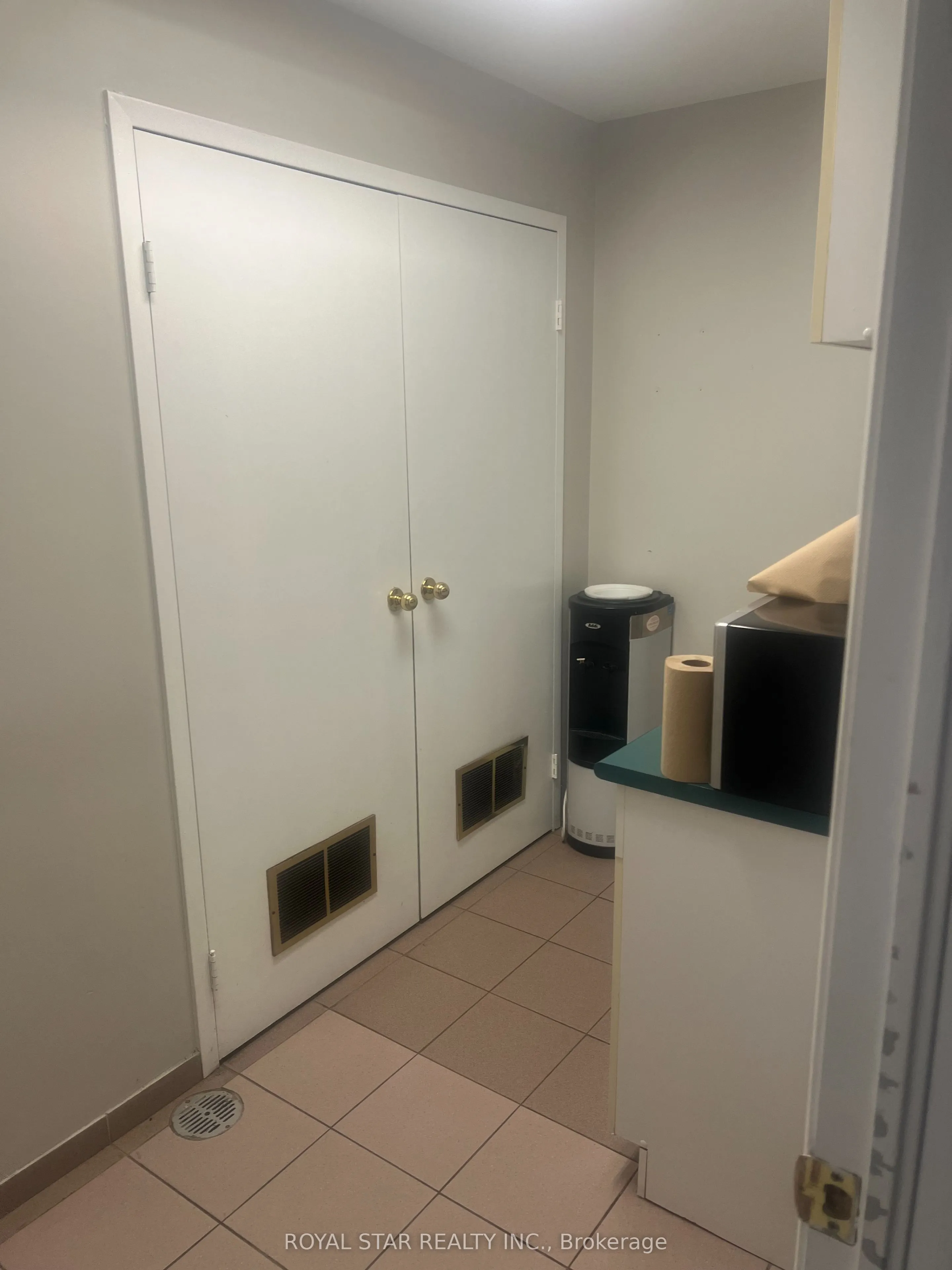 7050 Bramalea Road, #14A