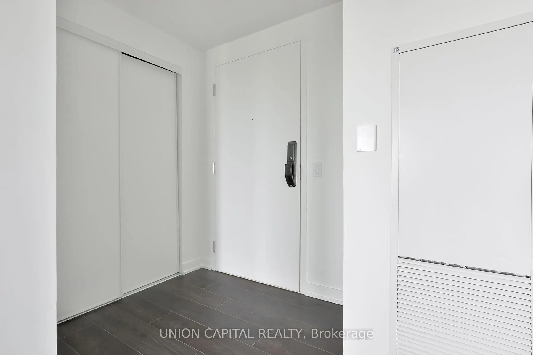 28 Ann Street, #1002