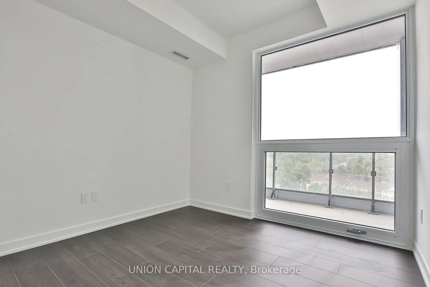28 Ann Street, #1002