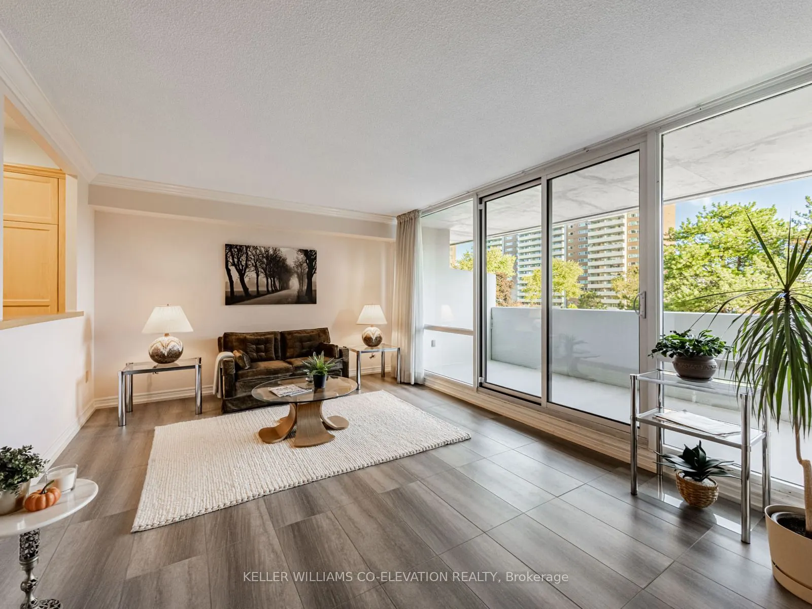 250 Scarlett Road, #308