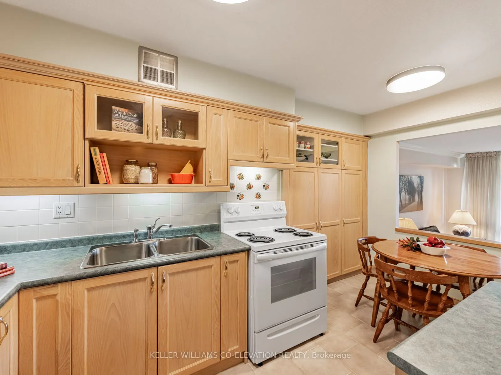 250 Scarlett Road, #308