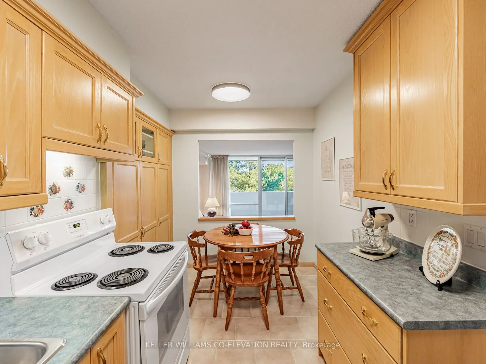250 Scarlett Road, #308