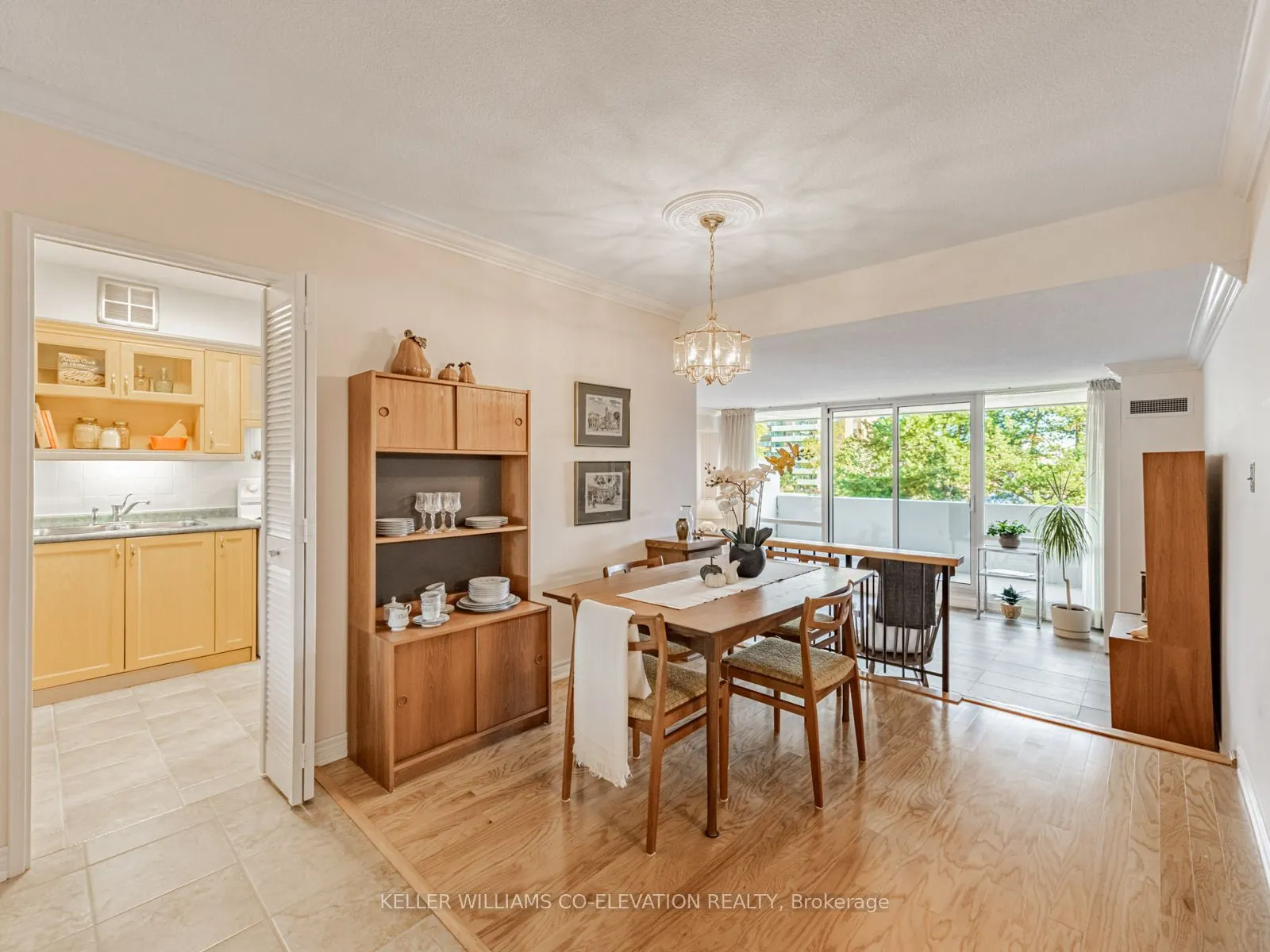 250 Scarlett Road, #308