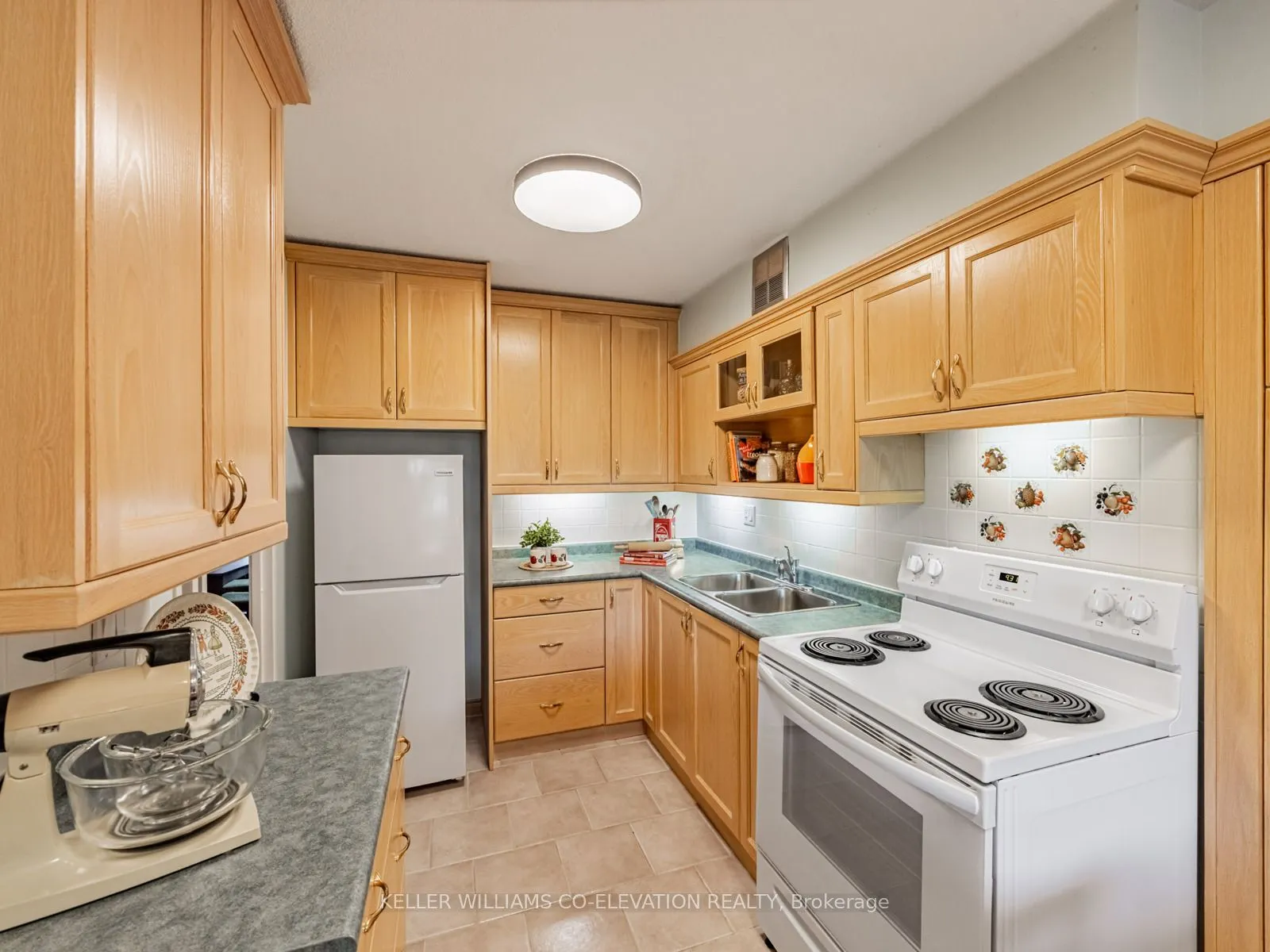 250 Scarlett Road, #308