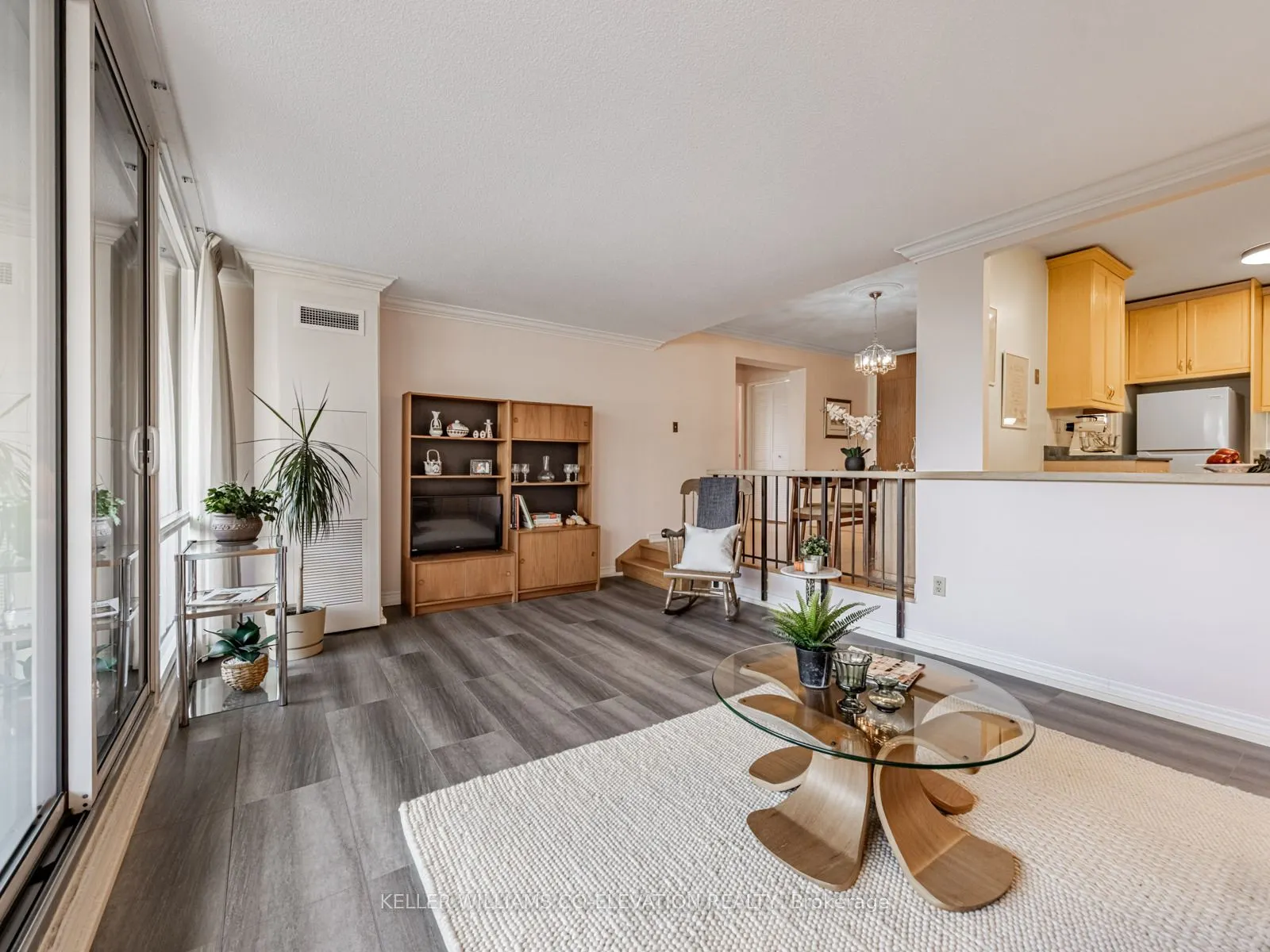 250 Scarlett Road, #308