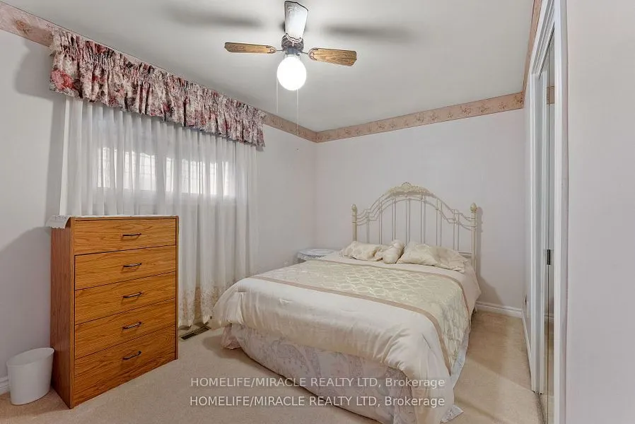 85 Autumn Boulevard