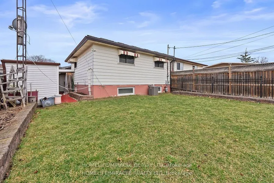 85 Autumn Boulevard