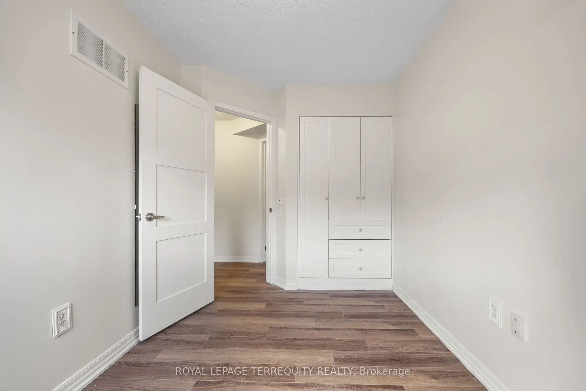 760 Lawrence Avenue W, #129