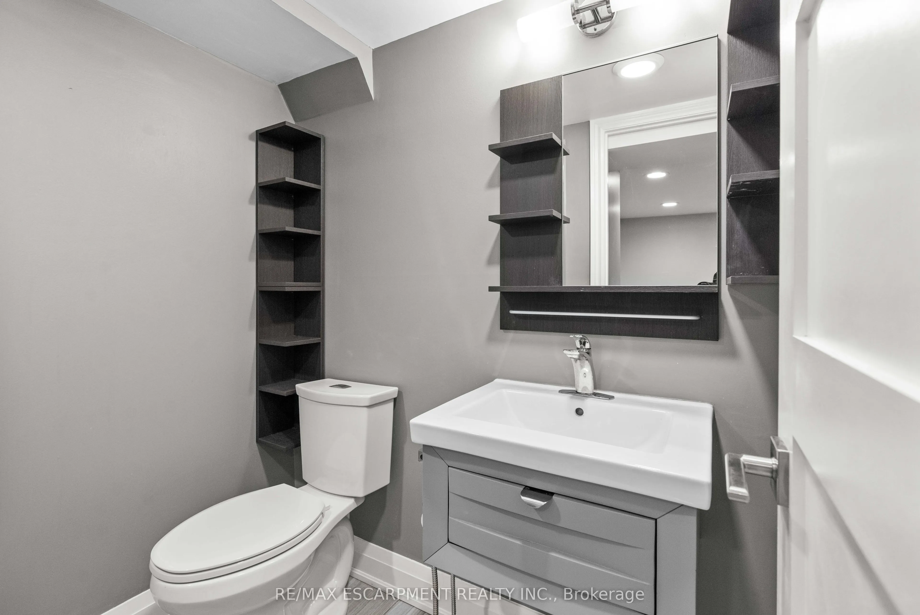 3230 New Street, #3