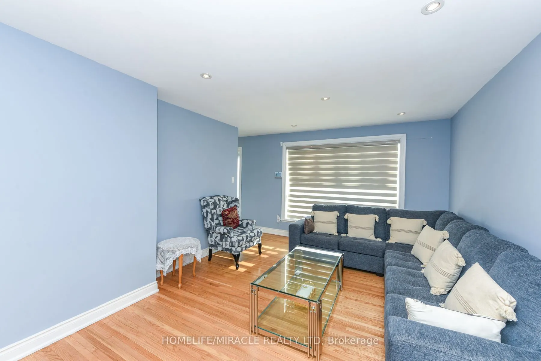 20 Charnleigh Court, #UPPER
