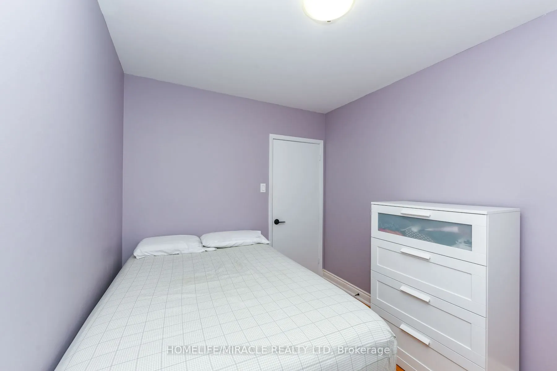 20 Charnleigh Court, #UPPER