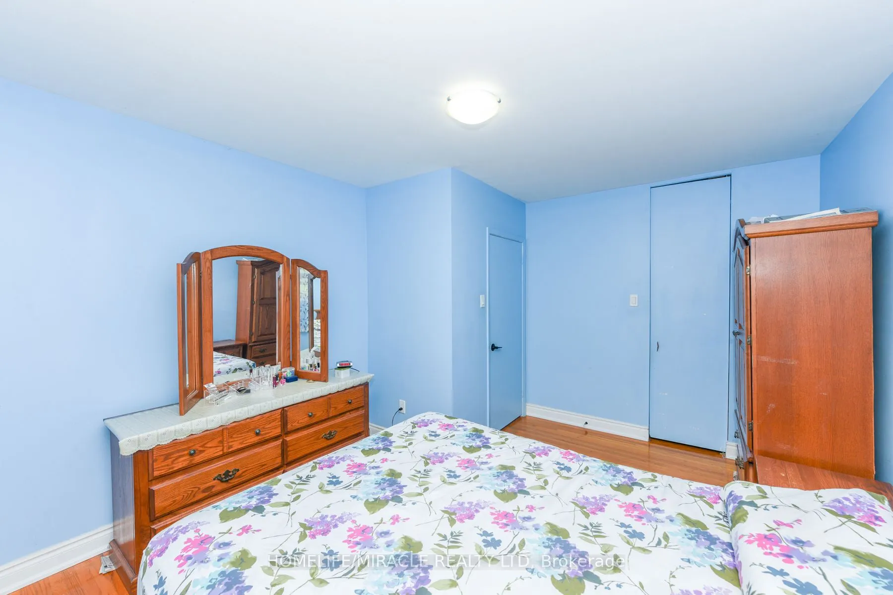 20 Charnleigh Court, #UPPER