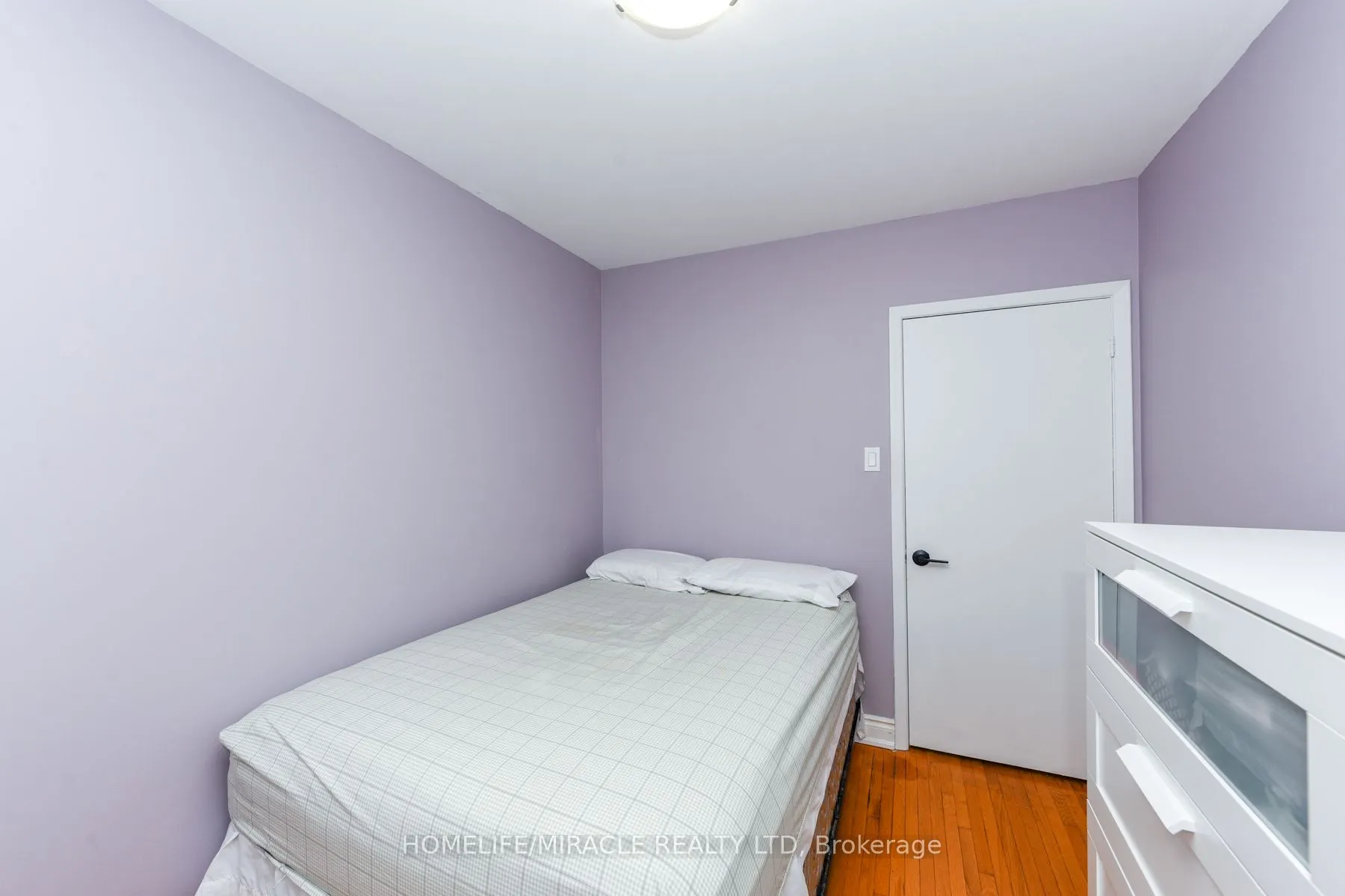 20 Charnleigh Court, #UPPER