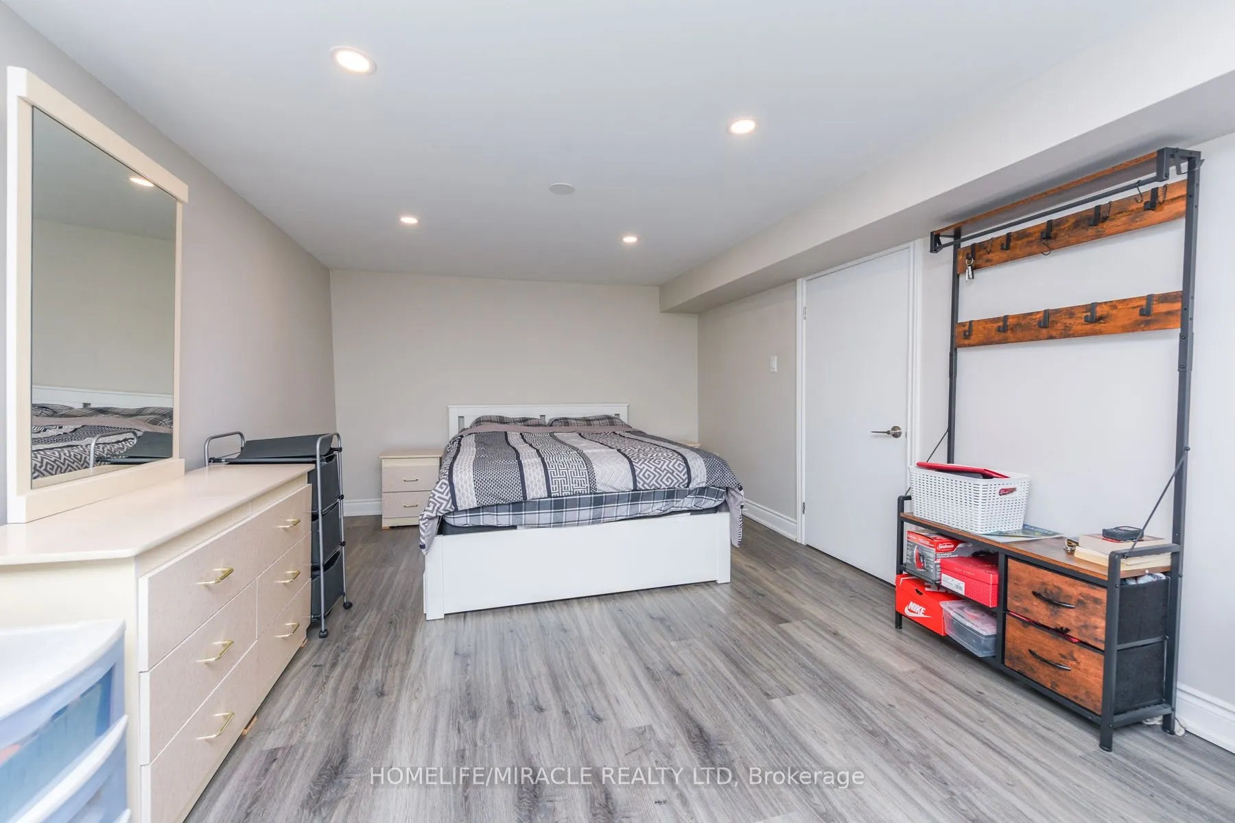 20 Charnleigh Court, #Basement