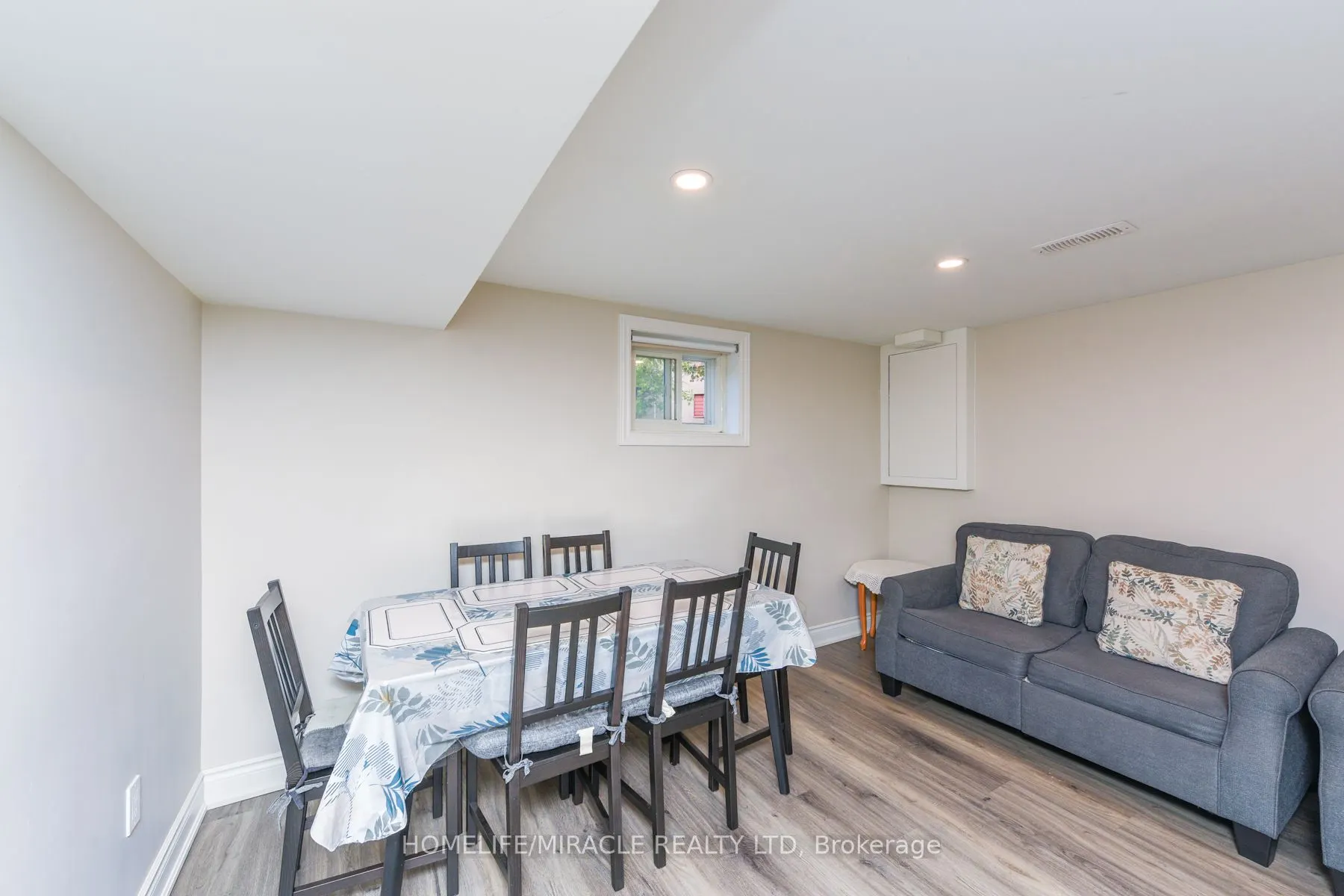 20 Charnleigh Court, #Basement