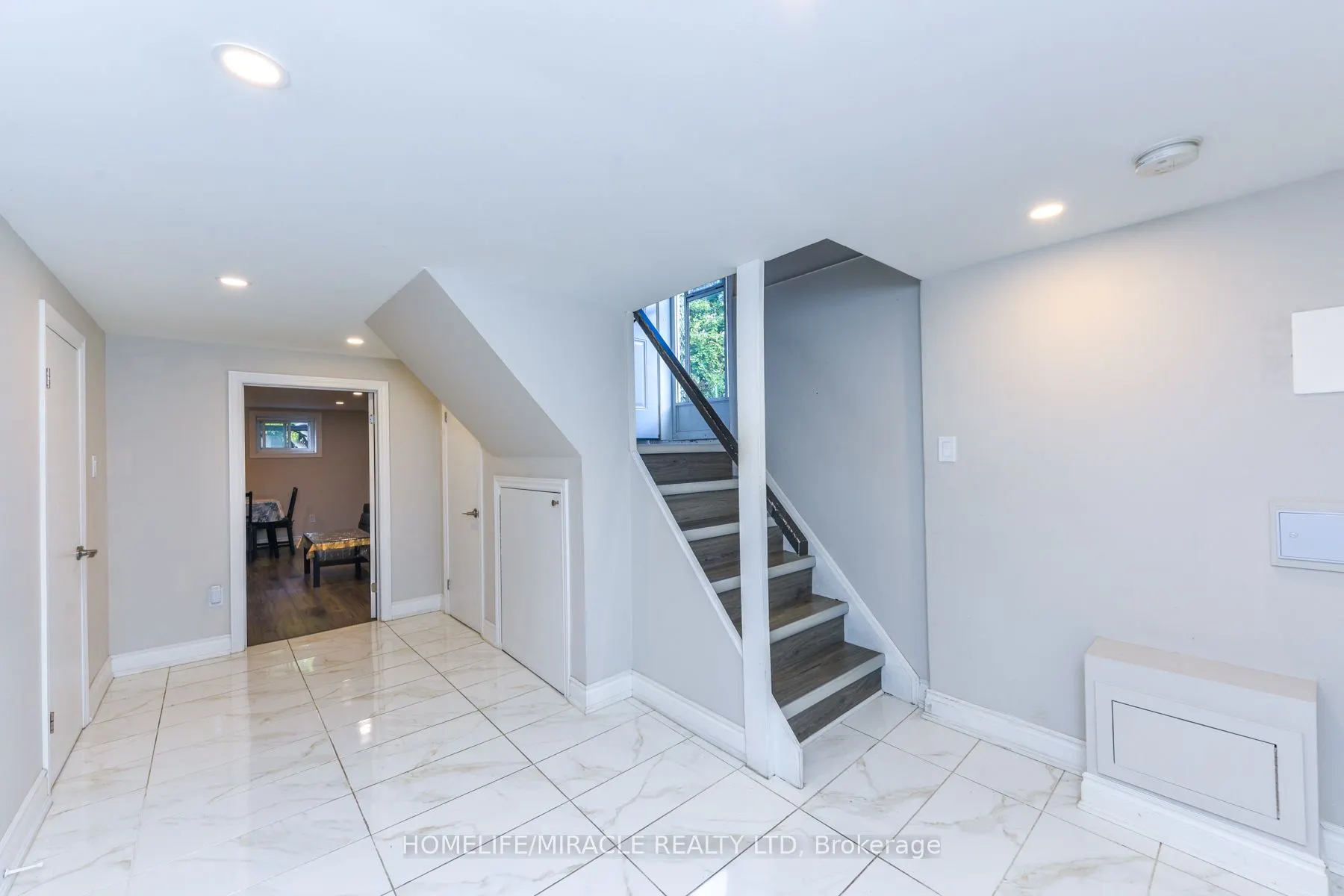20 Charnleigh Court, #Basement