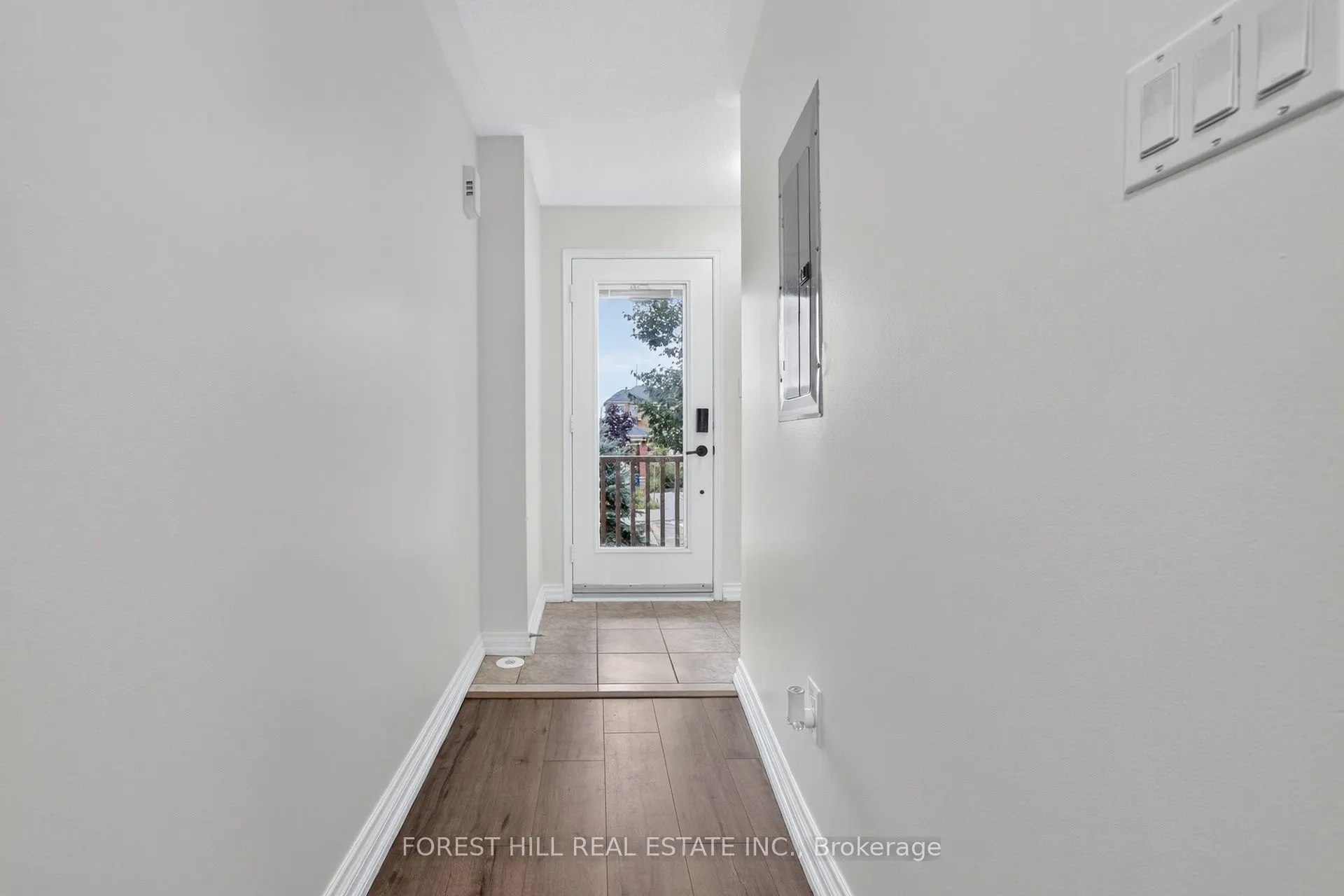 5050 Intrepid Drive, #20