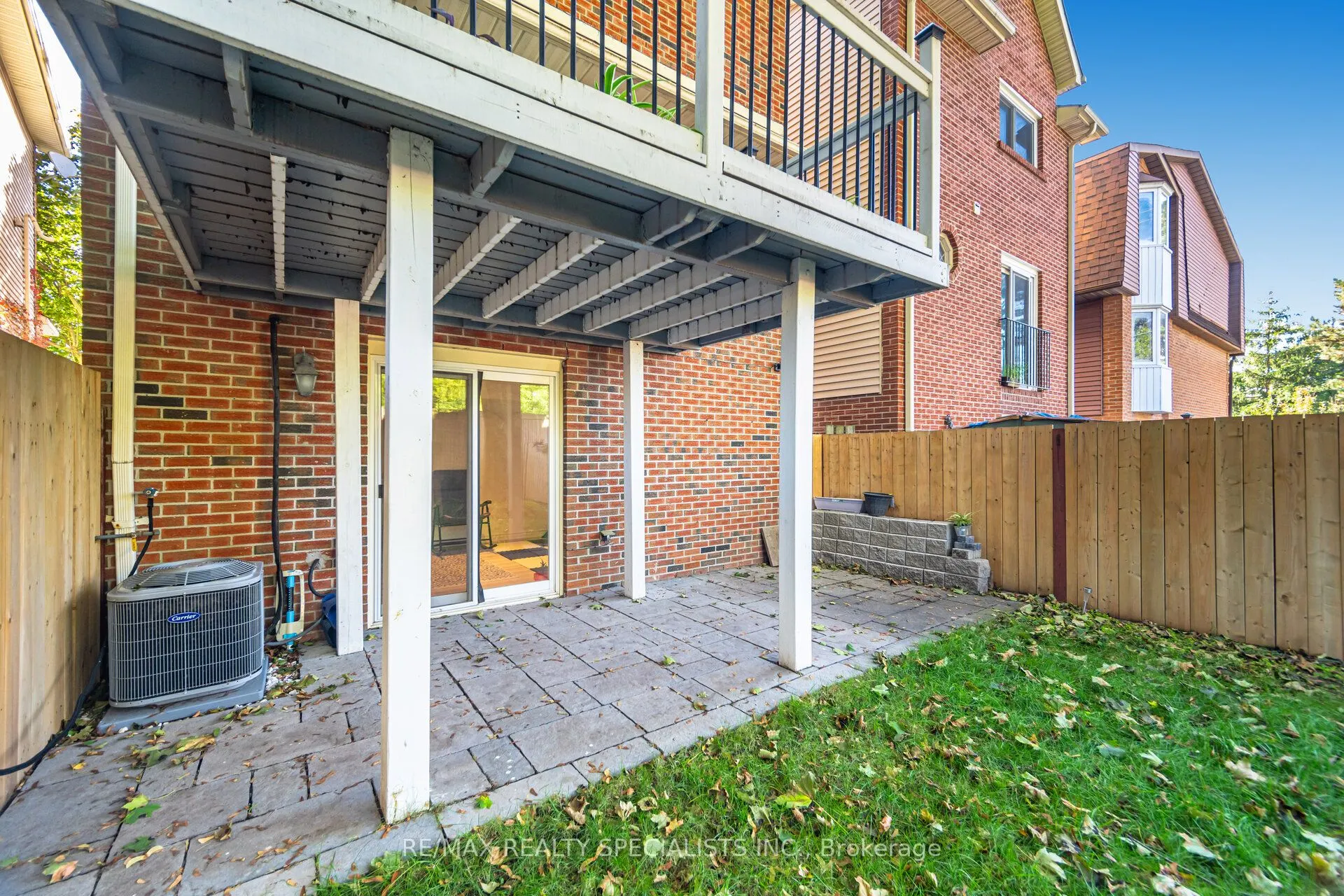 1463 Credit Woodlands Court