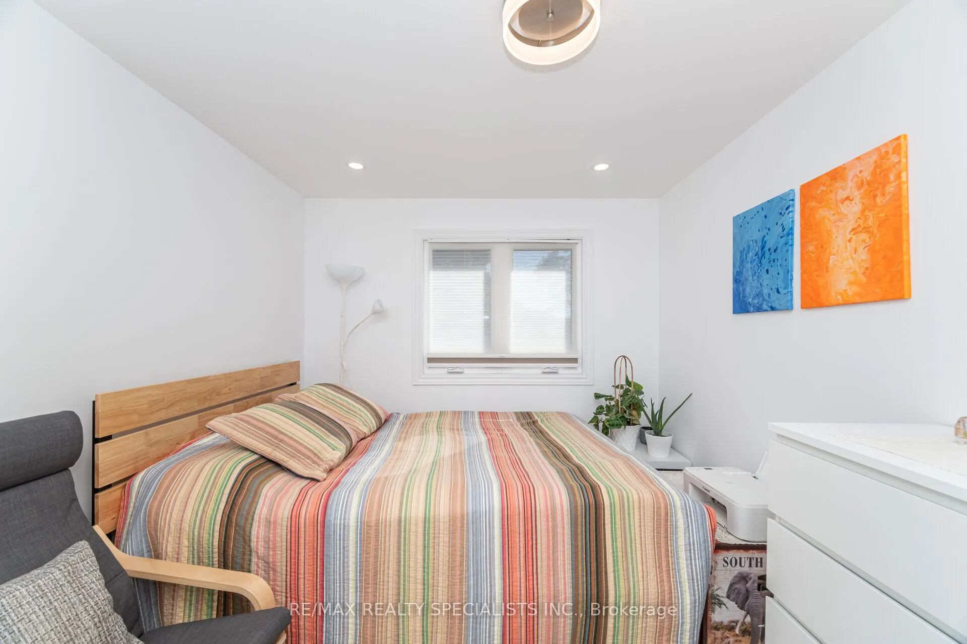 1463 Credit Woodlands Court