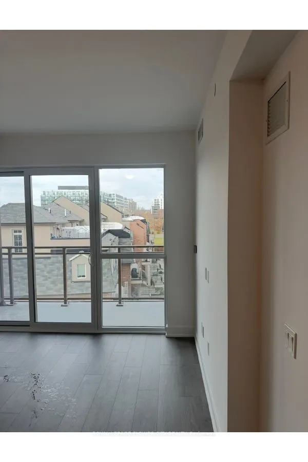2343 Khalsa Gate W, #510