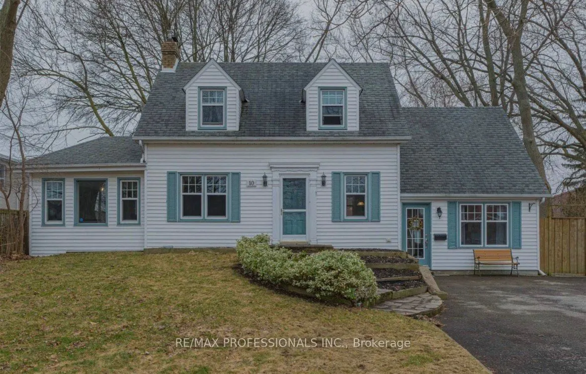10 Broadview Avenue