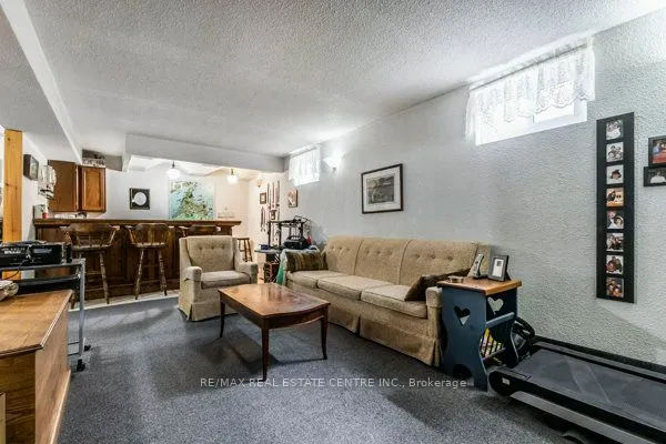 917 Maple Avenue