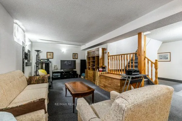 917 Maple Avenue