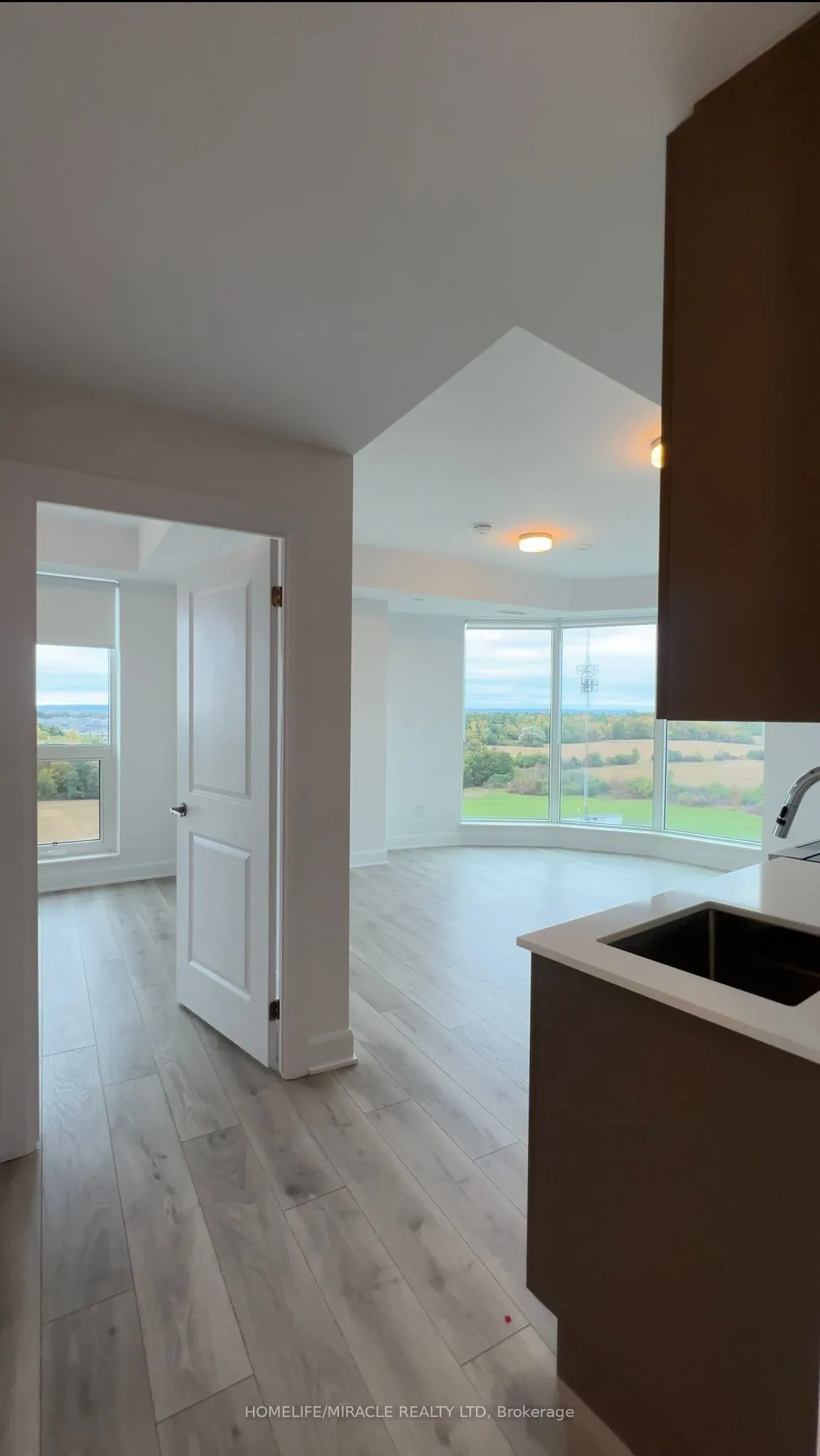 3240 William Coltson Avenue, #1009