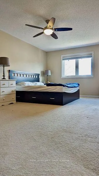 5952 Chalfont Crescent, #(Upper- Level)