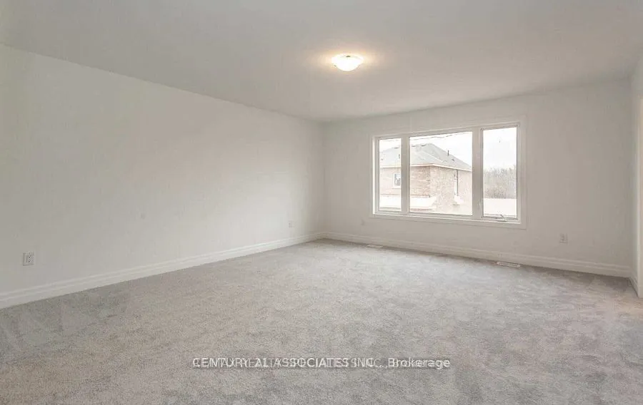 1271 Elderberry Crescent, #Upper