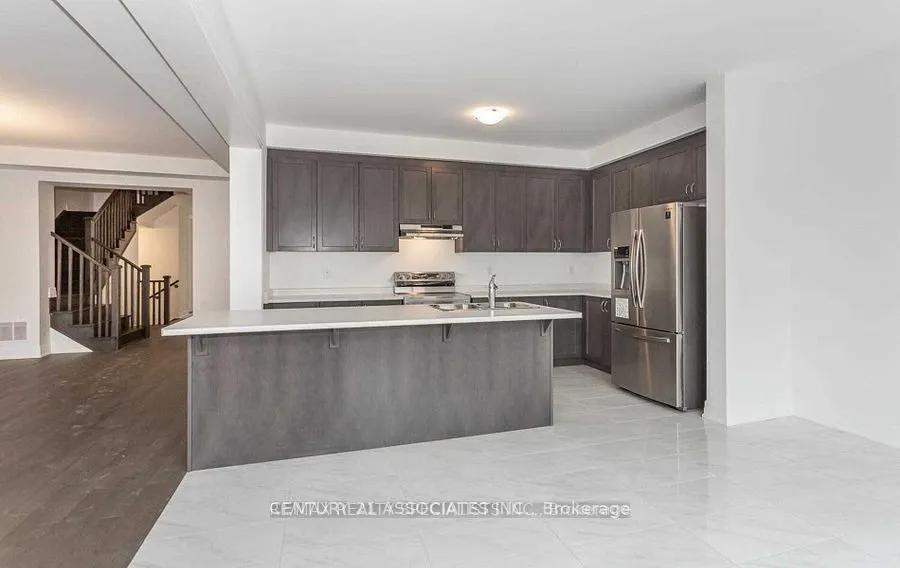 1271 Elderberry Crescent, #Upper