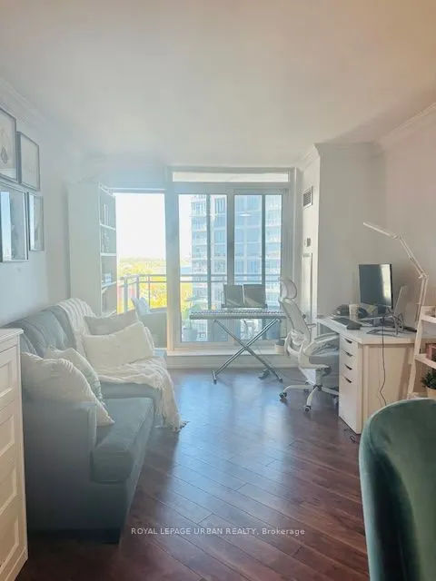 2121 Lake Shore Boulevard W, #1010