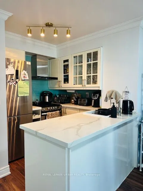 2121 Lake Shore Boulevard W, #1010