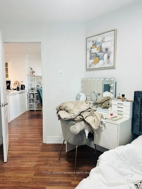 2121 Lake Shore Boulevard W, #1010