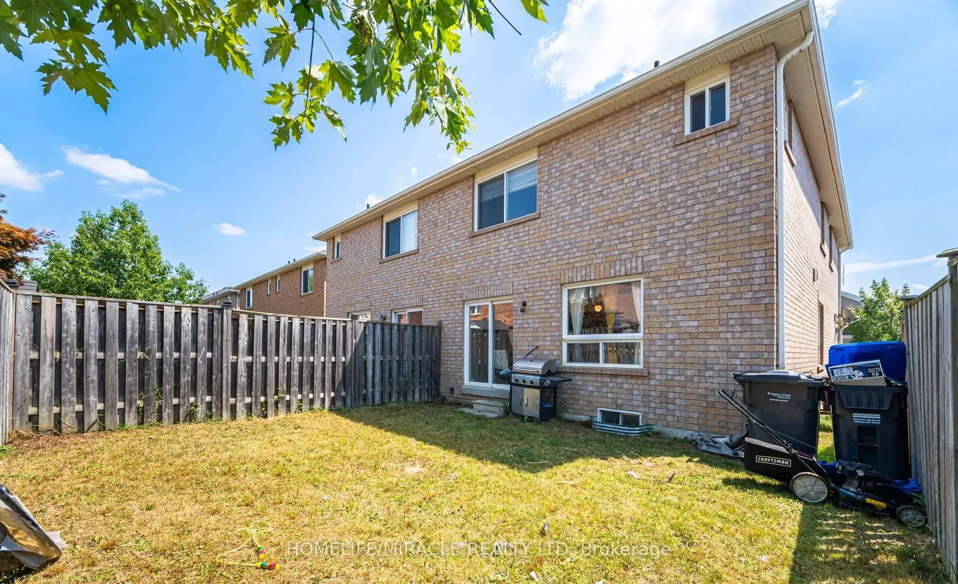31 Hollingsworth Circle