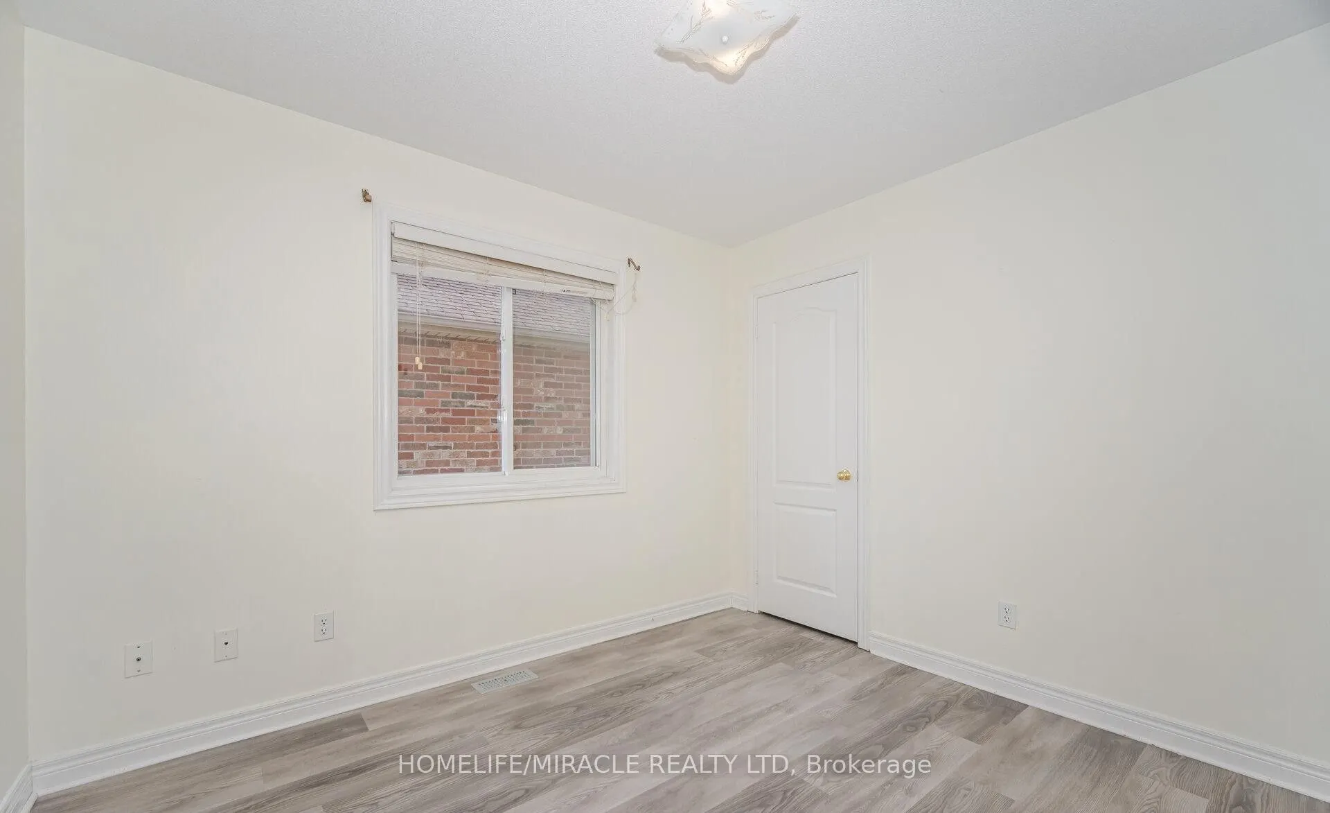 31 Hollingsworth Circle