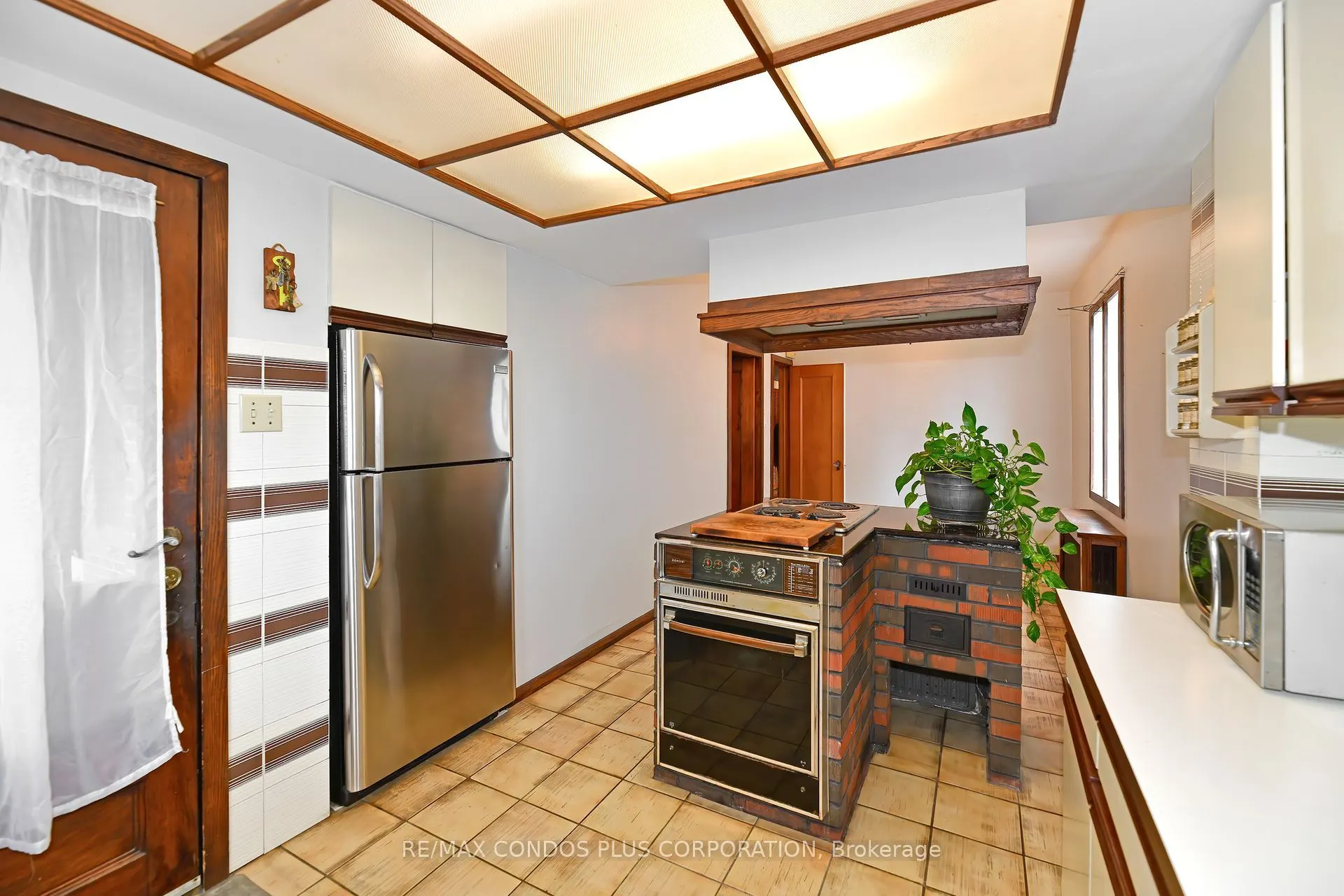 47 Regal Road