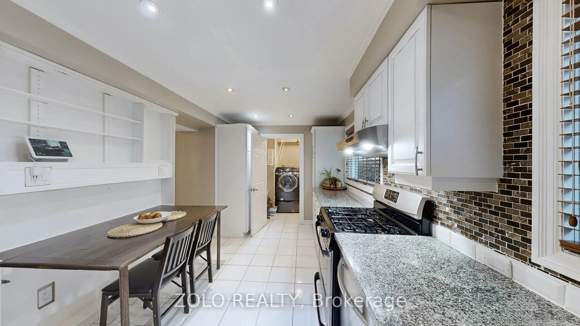 50 Lacewood Crescent