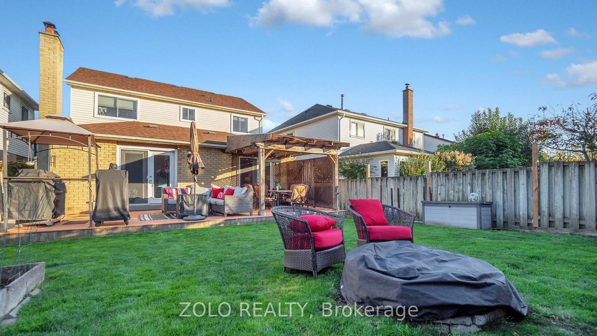 50 Lacewood Crescent