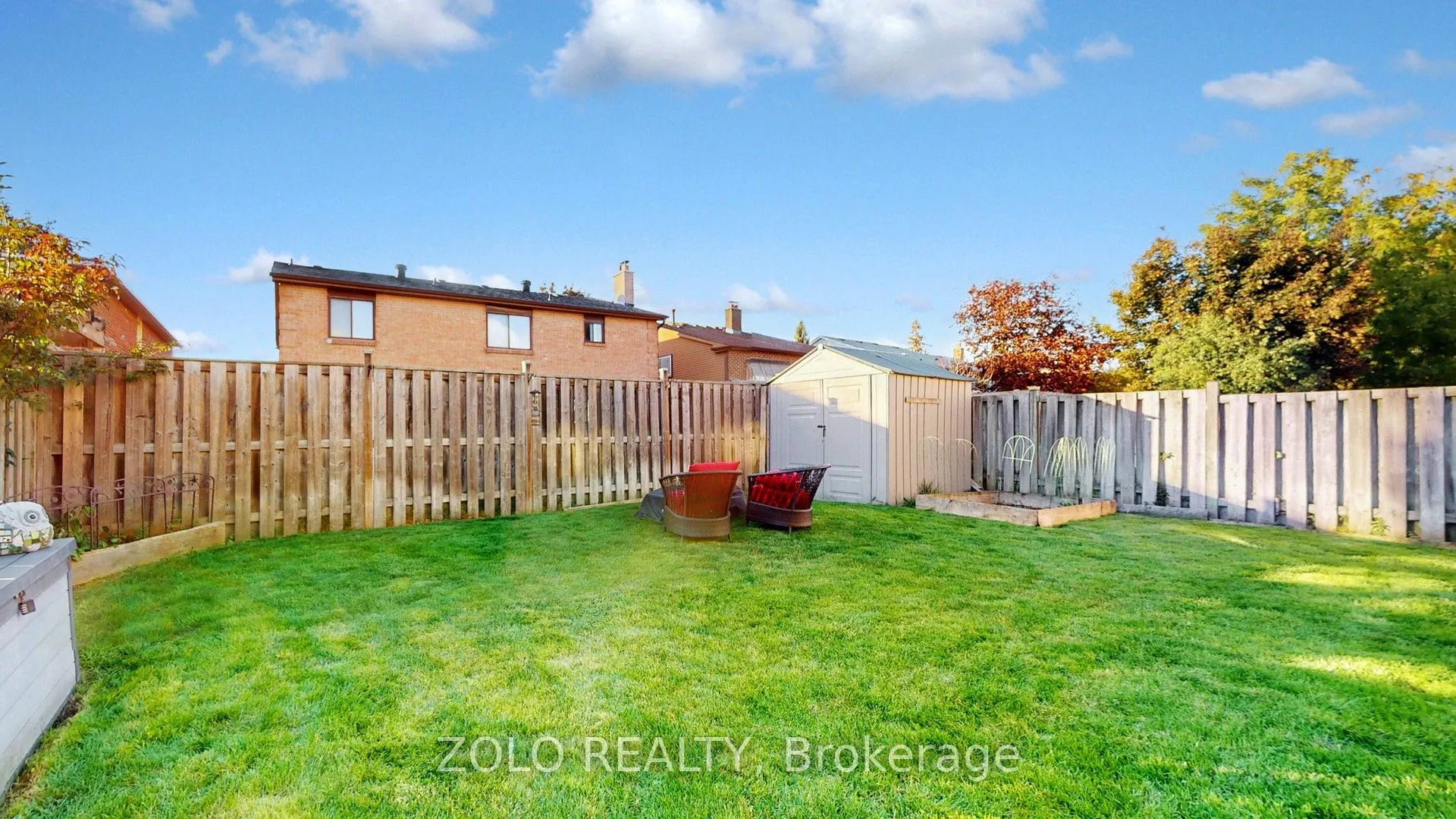 50 Lacewood Crescent