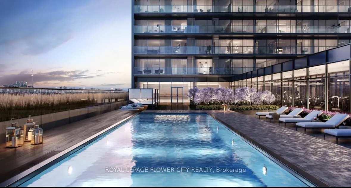 1245 Dupont Street, #1807