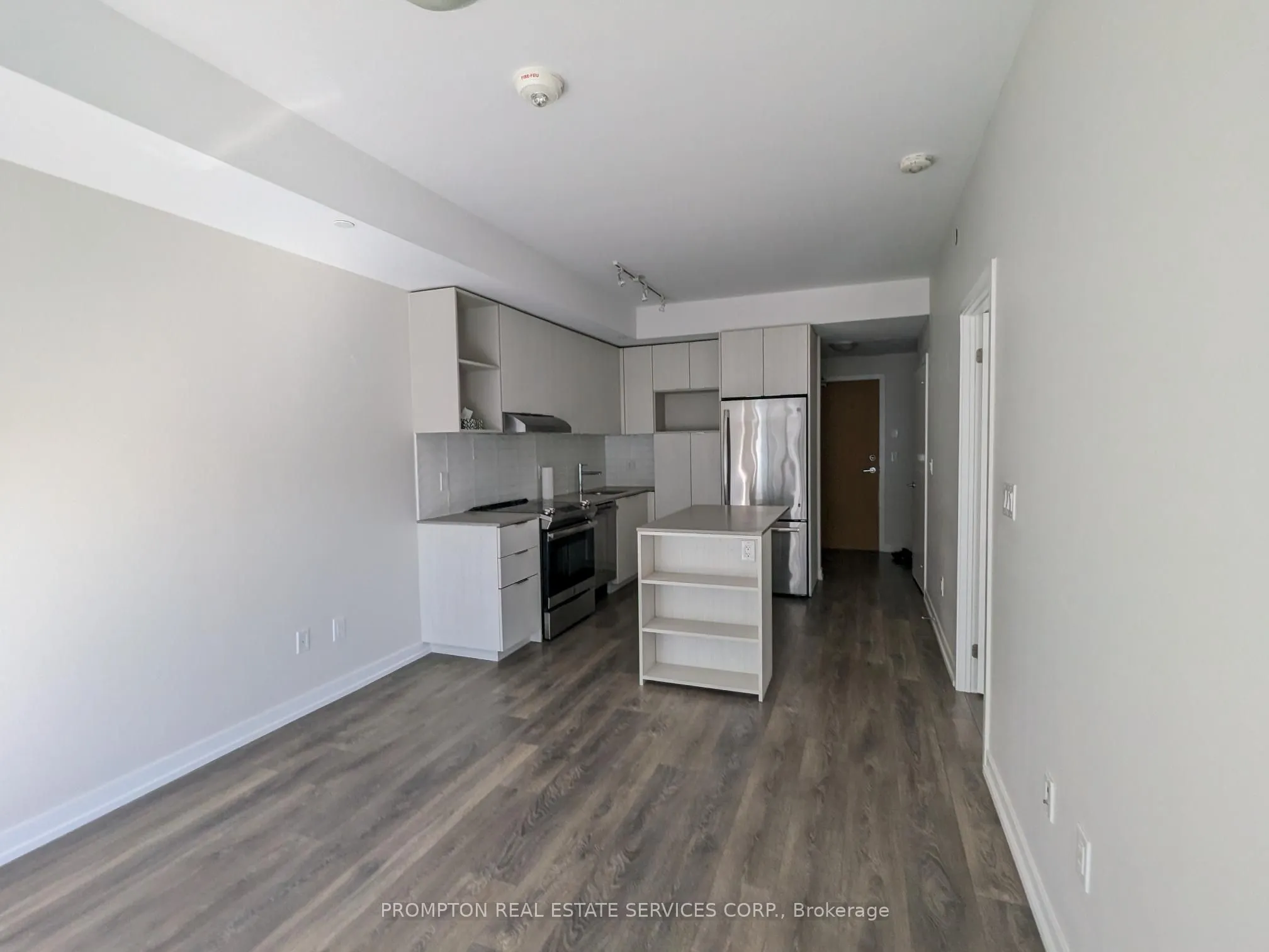 2520 Eglinton Avenue W, #802