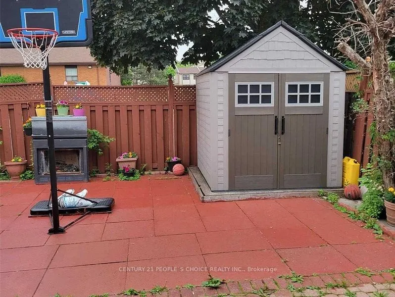 47 Malabar Crescent, #upper