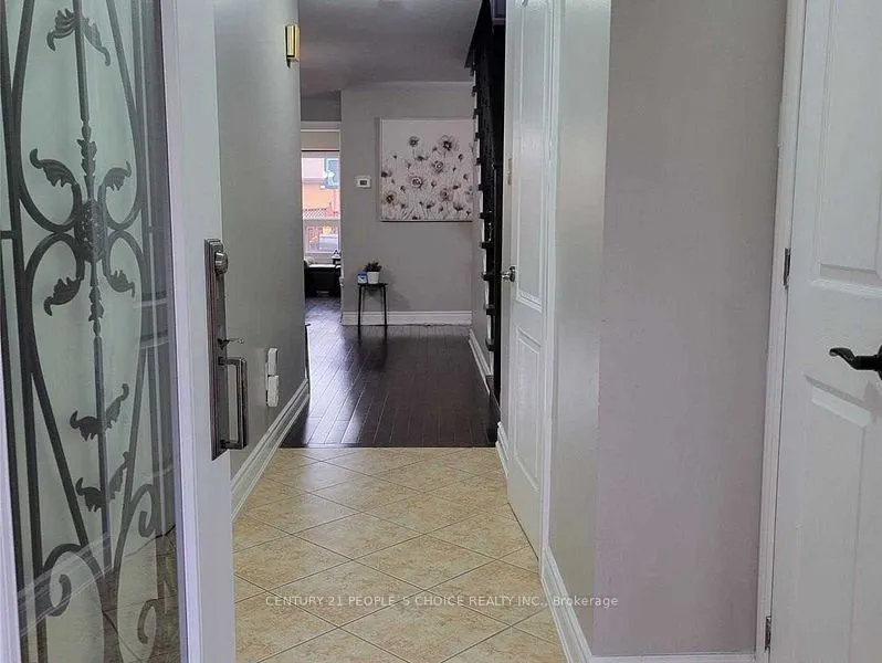 47 Malabar Crescent, #upper