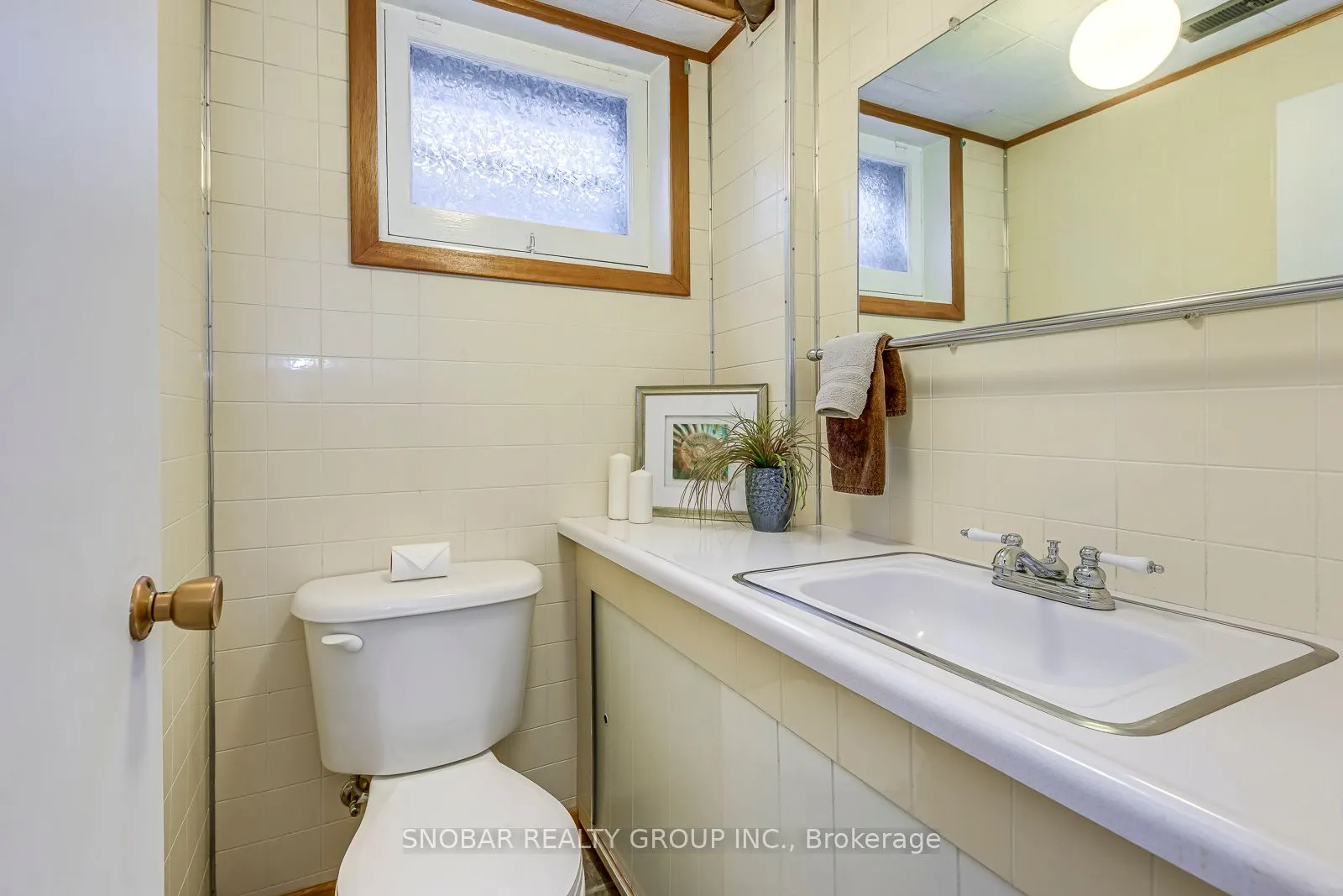 7 Northcrest Road