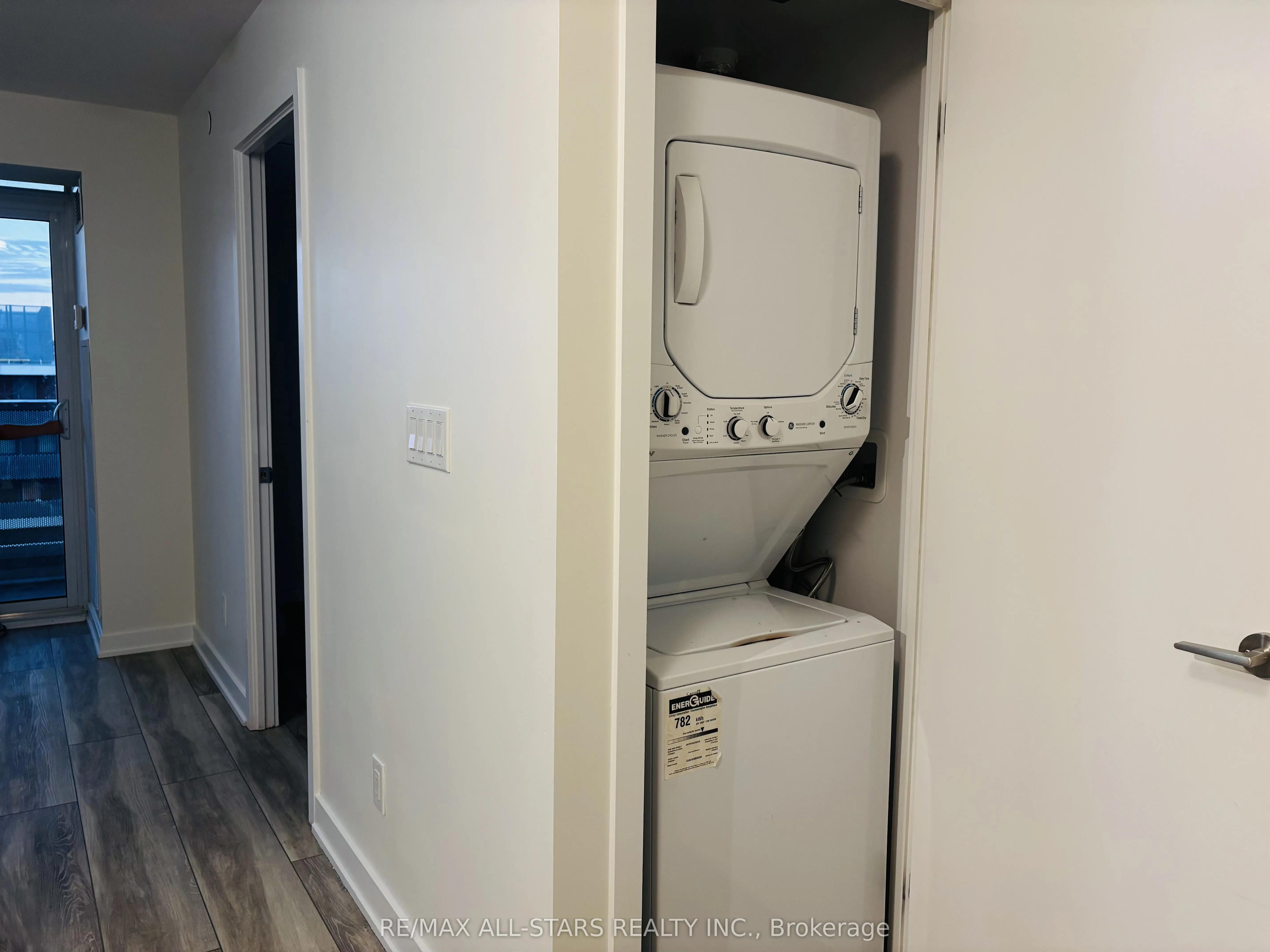 160 Flemington Road, #802